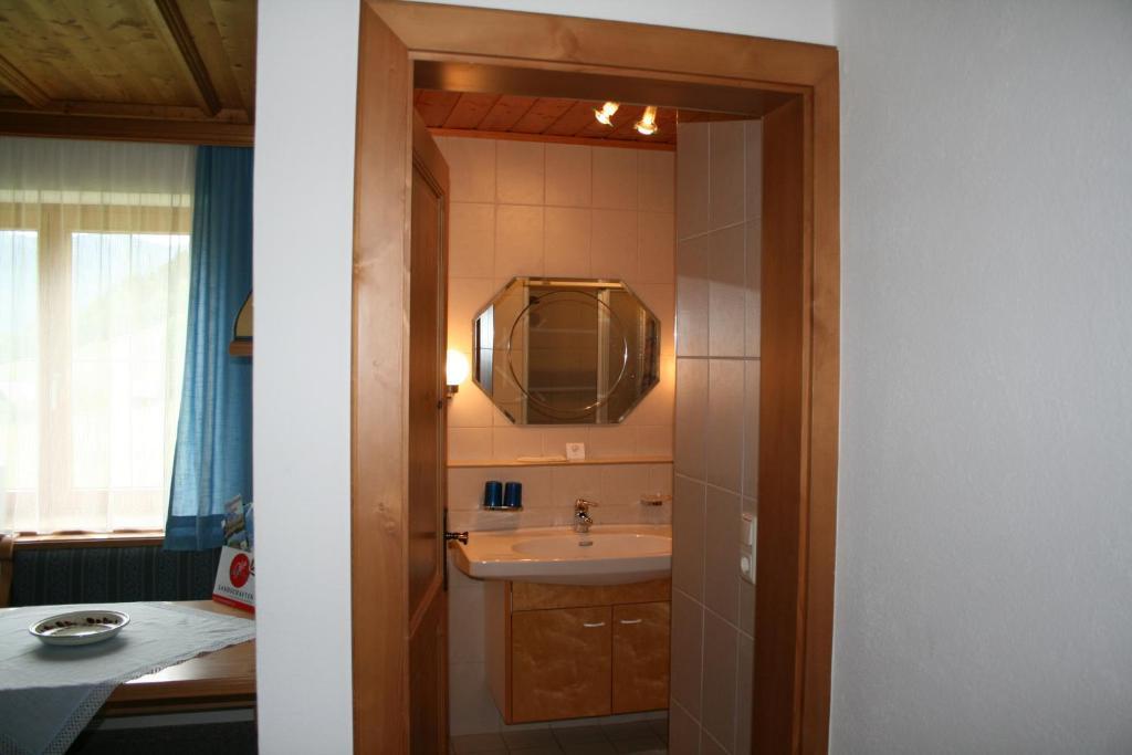Andrea Schmaranzer - Privatzimmer Gosau Quarto foto